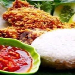 Nasi Liwet Ayam Goreng Kremes