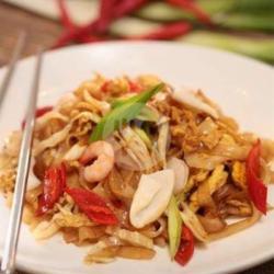 Kwetiaw Goreng Cumi