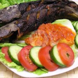 Lele Goreng/sambal/lalapan