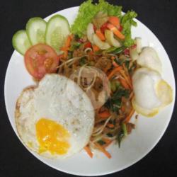 Kwetiau Bakso Sapi Telor Ceplok/dadar