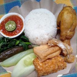 Nasi Tempong Ayam