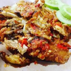 Ayam Gepuk Goreng