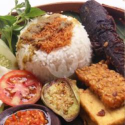 Sego Sambel Lele