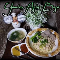 Yamien Asin Bakso.