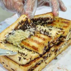 Roti Bakar Double Coklat   Roti Bakar Coklat Keju