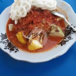 Kupat Tahu Bumbu Campur