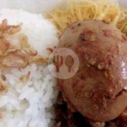 Nasi Uduk Bihun Telur Semur