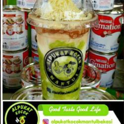 Alpukat Kocok Topping Milo Keju