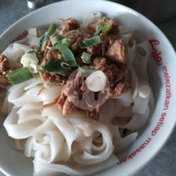 Kwetiau Bakso Pangsit