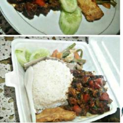 Paket Nasi Ayam Kecap Pedas