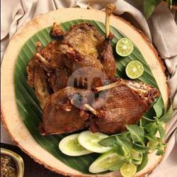 Bebek Goreng