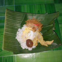 Nasi Suwir Sayap Telur Separu