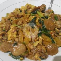 Kwetiau Goreng Special