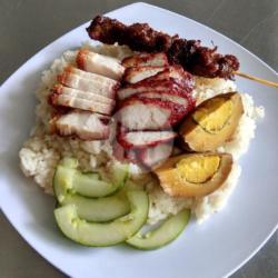 Nasi Hainan Campur Komplit