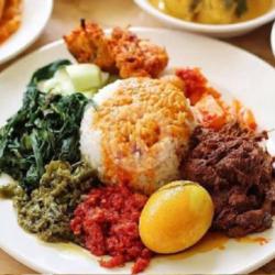 Paket Nasi Ayam Bumbu Rendang   Telur Ceplok