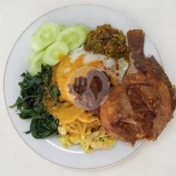 Nasi Ikan Mujair Goreng