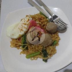 Mie Internet Komplit Goreng