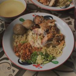 Bakmi Ayam Oven Bakso