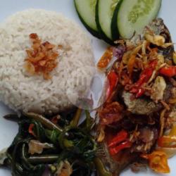 Paket Ikan Laut Sambal Embe Tumis Kangkung