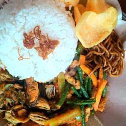 Nasi Rames Kerang Cabe Ijo