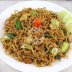 Mie Goreng Huru Hara