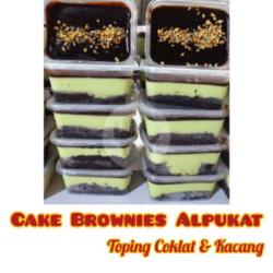 Cake Brownies Alpukat