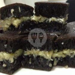 Martabak Manis Black Sweet Pisang