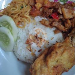 Nasi Rames   Ayam (paha) Goreng