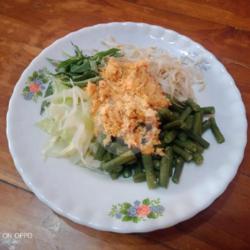 1 Porsi Urap-urap