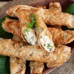 Fish Roll (roll Ikan) Goreng Balado