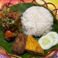 Nasi Ayam Cabe Pecak