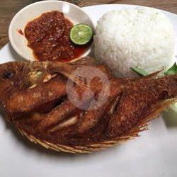 Ikan Nila Goreng Cabe Galak Nasi