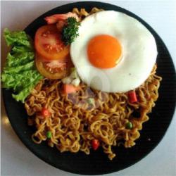 Mie Goreng Toping Telor