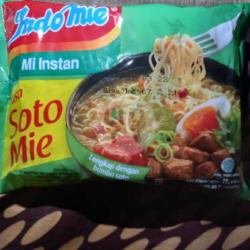 Mie Rebus Rasa Soto   Sosis Sapi  ,dari Indome (cabe 1-5)