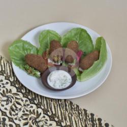 Green Peas Falafel Wrap With Lettuce