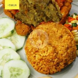 Nasi Sego Goreng Merah Ayam Geprek Sambal Ijo