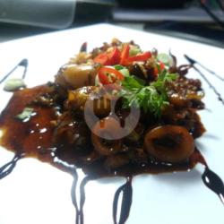 Cumi Cumi Masak Saos Tiram