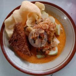 Lontong Sayur Semur Tahu