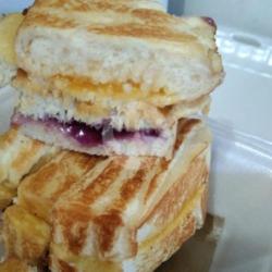 Roti Bakar Nanas Bluebery