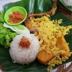 Paket Nasi Ayam Goreng Kremess