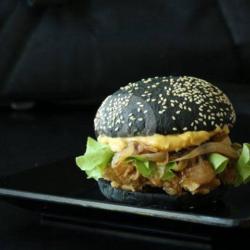 Black Burger Mozarella Ayam