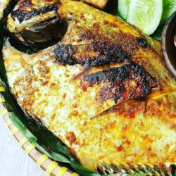 Ikan Kuwe Bakar