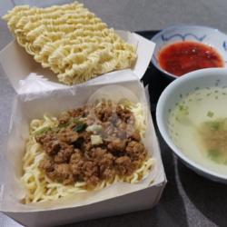 Mie Kering Ayam Kenyang