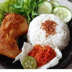 Nasi  Ayam Goreng Gurih