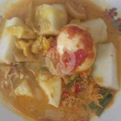 Lontong Sayur Telor