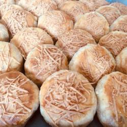 Pia Crispy Keju Isi 6