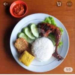 Paket Ayam Bakar   Nasi   Tahu Tempe Lalap