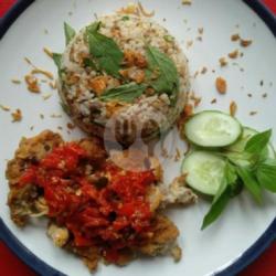 Nasi Tutuk Ocom Ayam Geperek