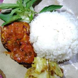 Penyetan Ayam Bakar