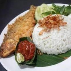 Nasi Penyet Ikan Bandeng Presto